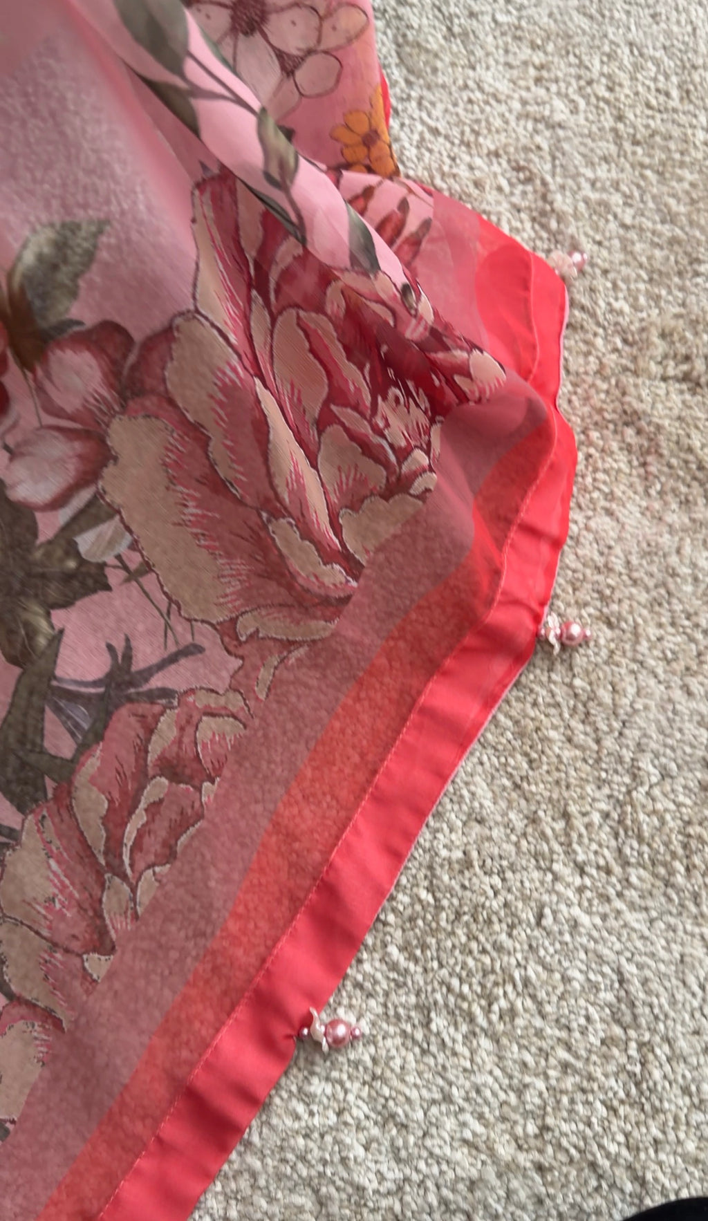 Stunning Floral M prints suit