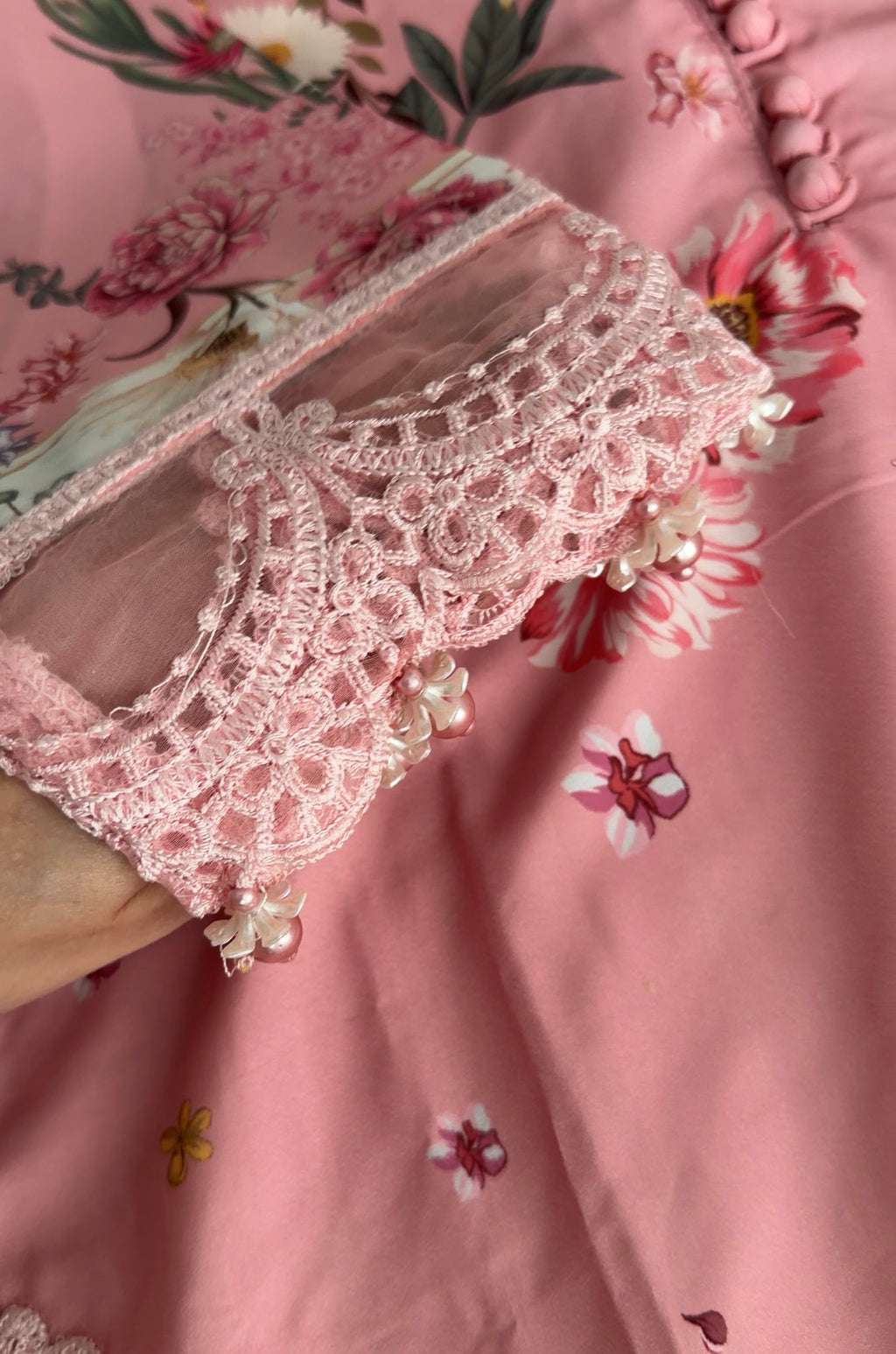 Stunning Floral M prints suit