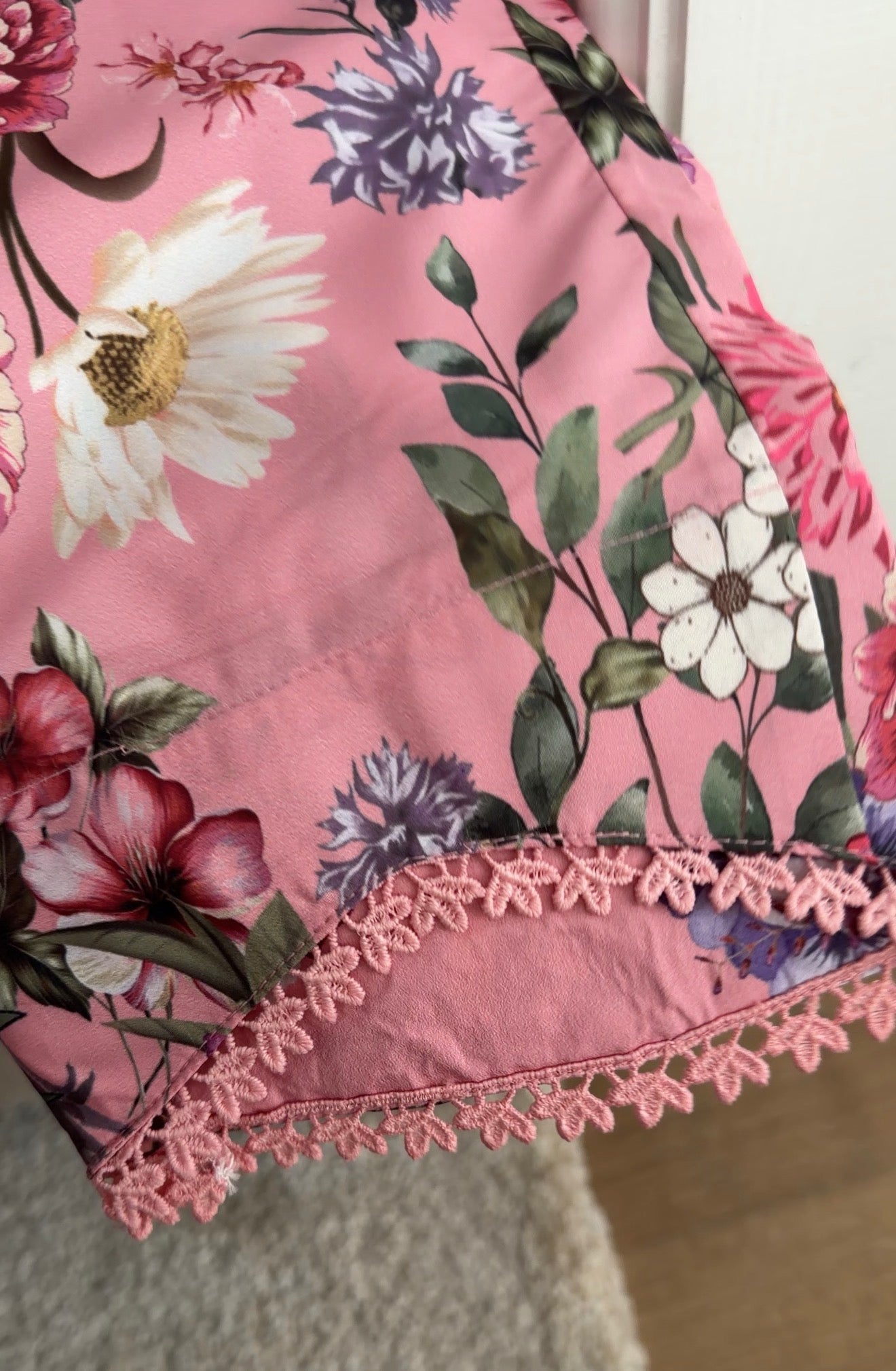 Stunning Floral M prints suit